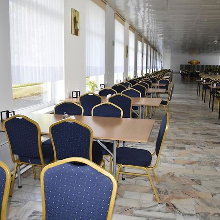 Hotel Osrodek Wypoczynkowy Ania Dźwirzyno Exterior foto