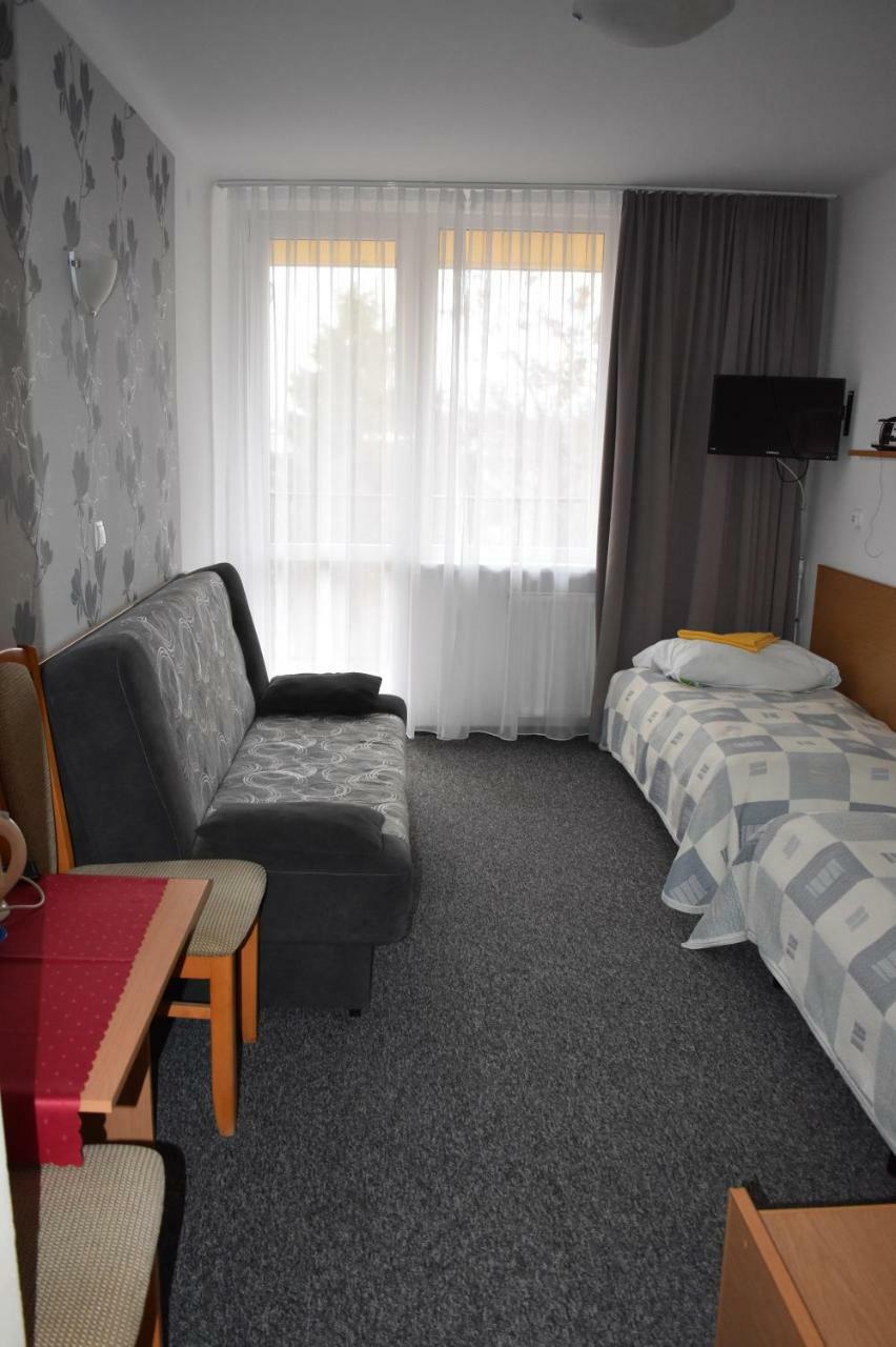 Hotel Osrodek Wypoczynkowy Ania Dźwirzyno Exterior foto
