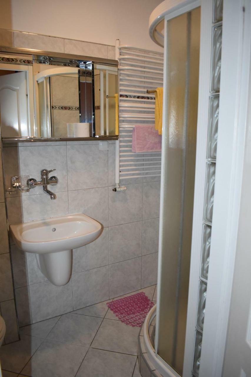 Hotel Osrodek Wypoczynkowy Ania Dźwirzyno Exterior foto